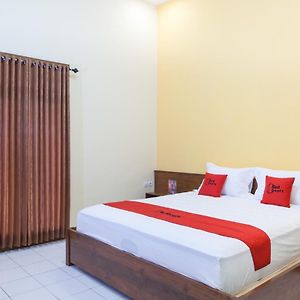 Reddoorz Near Baluran National Park Hotel Pandean Exterior photo