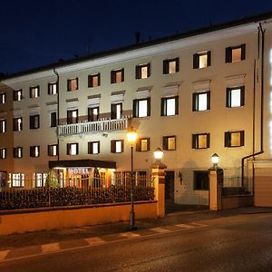 Hotel Doriguzzi Feltre Exterior photo