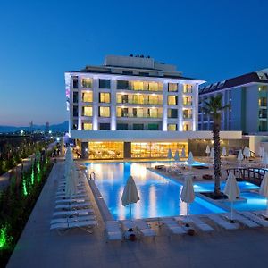 Fun & Sun Family Life Belek Hotel Bogazkent Exterior photo