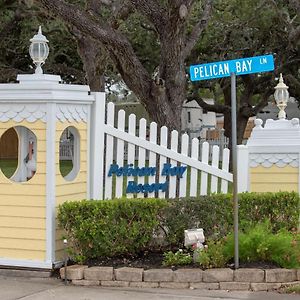 D&R Pelican Bay Resort Rockport Exterior photo