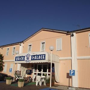 Quick Palace Le Mans Hotel Saint-Saturnin  Exterior photo