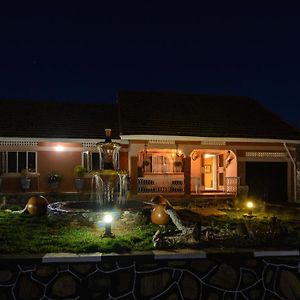 Lake Victoria Country Home Entebbe Exterior photo