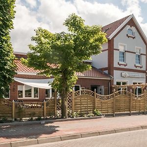 Leezdorfer Hof Hotel Exterior photo