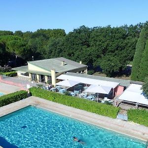 Domaine Le Moulin Neuf Hotel Saint-Quentin-la-Poterie Exterior photo