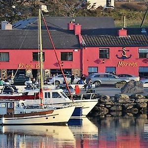 The Moorings Hotel & Seafood Restaurant Portmagee Exterior photo