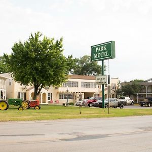 Park Motel Denison Exterior photo