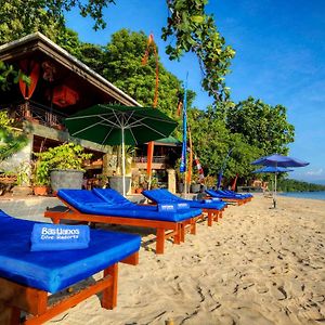 Bastianos Bunaken Dive Resort Exterior photo