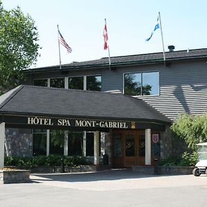 Hotel Mont Gabriel Sainte-Adele Exterior photo
