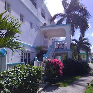 Beverley'S Guest House, Nevis Exterior photo