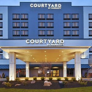 Courtyard By Marriott Secaucus Meadowlands Hotel Exterior photo