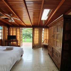 Turrialba Bed & Breakfast Bed & Breakfast Exterior photo