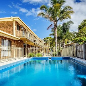 Allambi Holiday Apartments Lakes Entrance Exterior photo