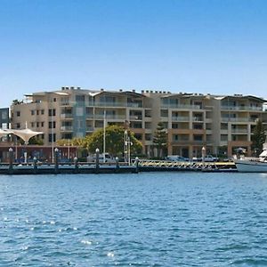 Riverside Holiday Apartments Ballina Exterior photo