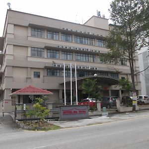 Hotel Sri Sutra - Bandar Sri Damansara Kuala Lumpur Exterior photo