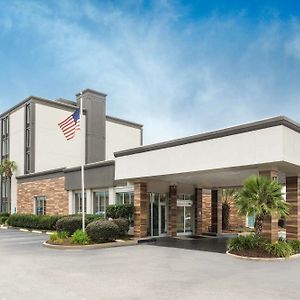 Wyndham Garden Summerville Exterior photo