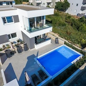 Funtastic Pool Villas Novalja Exterior photo