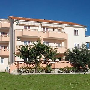 Apartments Meri Novalja Exterior photo