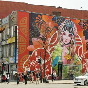 Sleek 1Br In Quartier Des Spectacles By Sonder Apartment Montreal Exterior photo