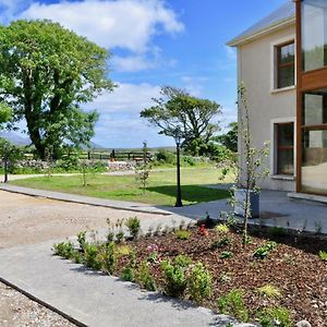 Island View Townhouses Clifden Exterior photo