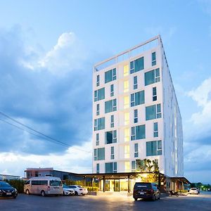 E sy ho tl Ii Hotel Lamphun Exterior photo