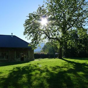 Le Pre Aux Clercs Hotel Trevignin Exterior photo