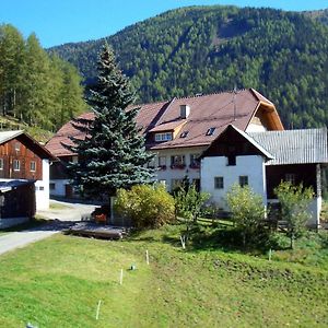 Ferienwohnung Biohof Laussnitzer In Rennweg Rennweg am Katschberg Exterior photo