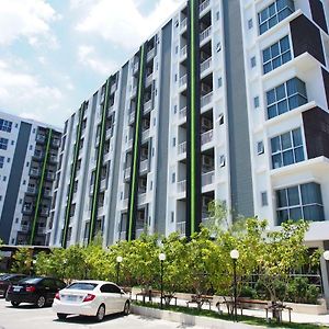 The Porch Abac Bangna Apartment Samut Prakan Exterior photo