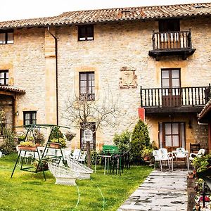 Posada De Bielva Guest House Exterior photo