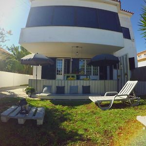 Lisbon Waves Surf Lodge Costa da Caparica Exterior photo