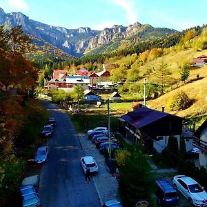 Pensiunea Bia Papadia Hotel Bicaz Exterior photo