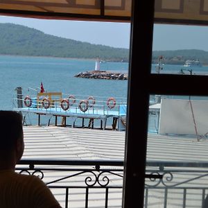 Poyraz Hotel Ayvalik Exterior photo