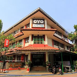 Oyo 109 Pucangkerep Residence Surabaya Exterior photo