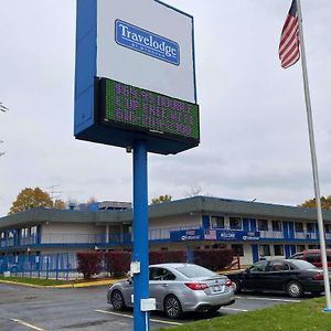 Travelodge By Wyndham Grand Rapids North Walker Exterior photo