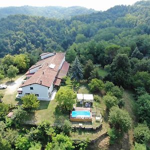 Cascina Dovese Bed & Breakfast Gabiano Exterior photo