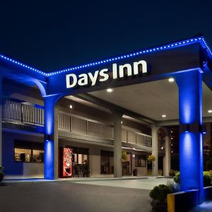 Days Inn By Wyndham Anderson Exterior photo