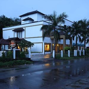 Hotel Cloud 9 Kotamangalam Exterior photo