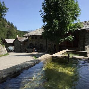 La Petite Cousse Villa Issogne Exterior photo