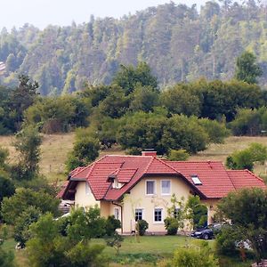 Bed And Breakfast Trnje Pivka Exterior photo