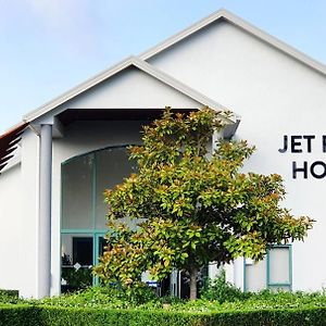 Jetpark Hamilton Airport New Zealand Hotel Exterior photo