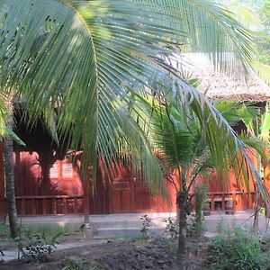 Homestay Xom Dua Nuoc Ben Tre Exterior photo