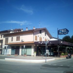 Sestosenso Food Drink Sleep Ristorante Pizzeria Alloggi Hotel Cesena Exterior photo