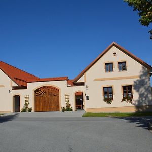 Penzion U Podkovare Hotel Trebon Exterior photo