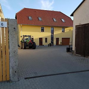 Ferienwohnung Mit Bauernhofflair Loebau Exterior photo