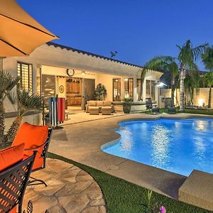 Luxe Gilbert Home With Heated Pool* And Putting Green! Exterior photo