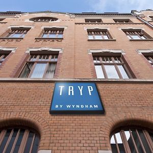 Tryp By Wyndham Kassel City Centre Hotel Exterior photo