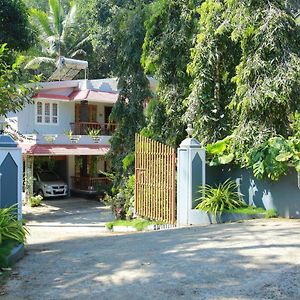 Green Grace Wayanad - Home Away Home Tariyod Exterior photo