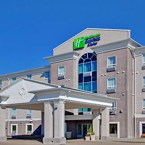Holiday Inn Express Hotel & Suites Swift Current, An Ihg Hotel Exterior photo