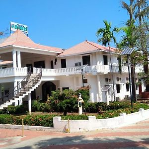 Esakki Highview Resort- Fivefalls Kuttalam  Exterior photo