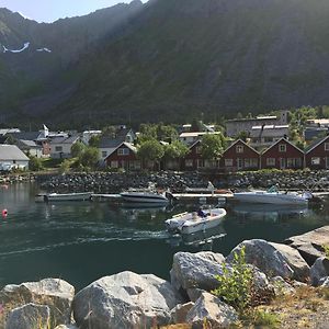 Kaikanten Gryllefjord Apartment Exterior photo