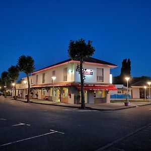 Hotel Bar Des Arenes Pontonx-sur-l'Adour Exterior photo